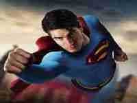 סופרמן מציל את מטרופוליס